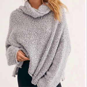 VERSONA Grey Cowl Neck Sweater Women's Size Small